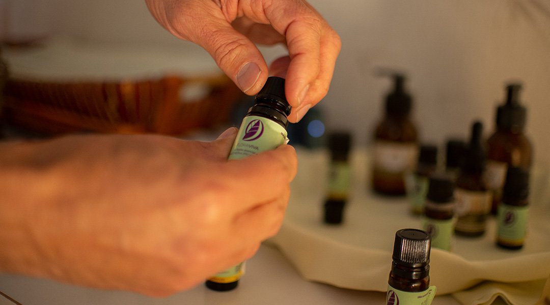 Masaje Relajante Aromaterapia en Ahara Spa Holístico, Piriápolis